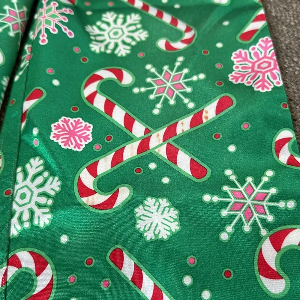 Justice Girls Holiday Green Red Candy Cane Silky pajama Pants and Top Size 6 / 7